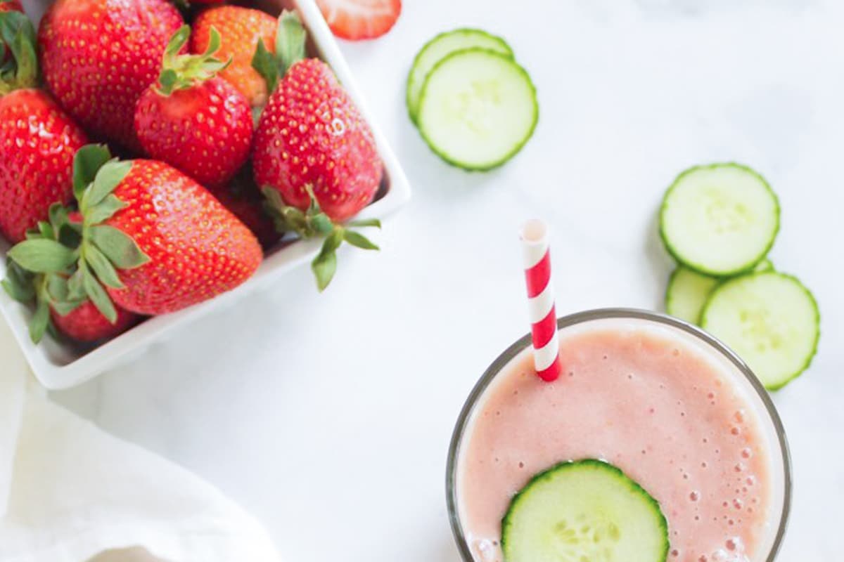 sweet-spicy-strawberry-smoothie-copy.jpg